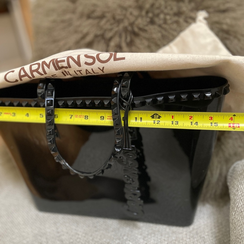 Carmen’s Sol black purse. Med size. Still smell of their scent of roses. - Picture 9 of 10